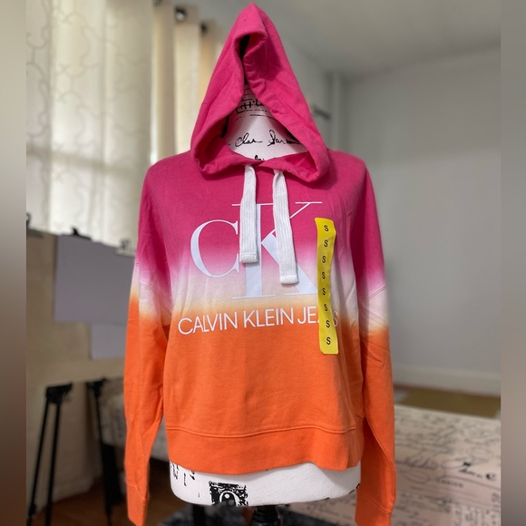 NWT Women’s Size Small Calvin Klein Jeans Cropped Drawstring Tie Dye Hoodie - Picture 4 of 12